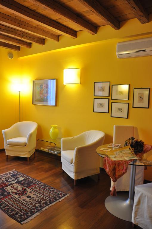 Piazza Nova Guest House Ferrara Phòng bức ảnh