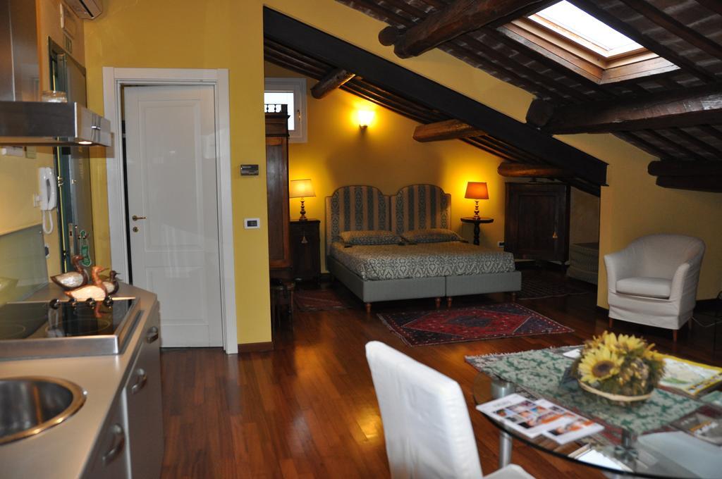 Piazza Nova Guest House Ferrara Phòng bức ảnh