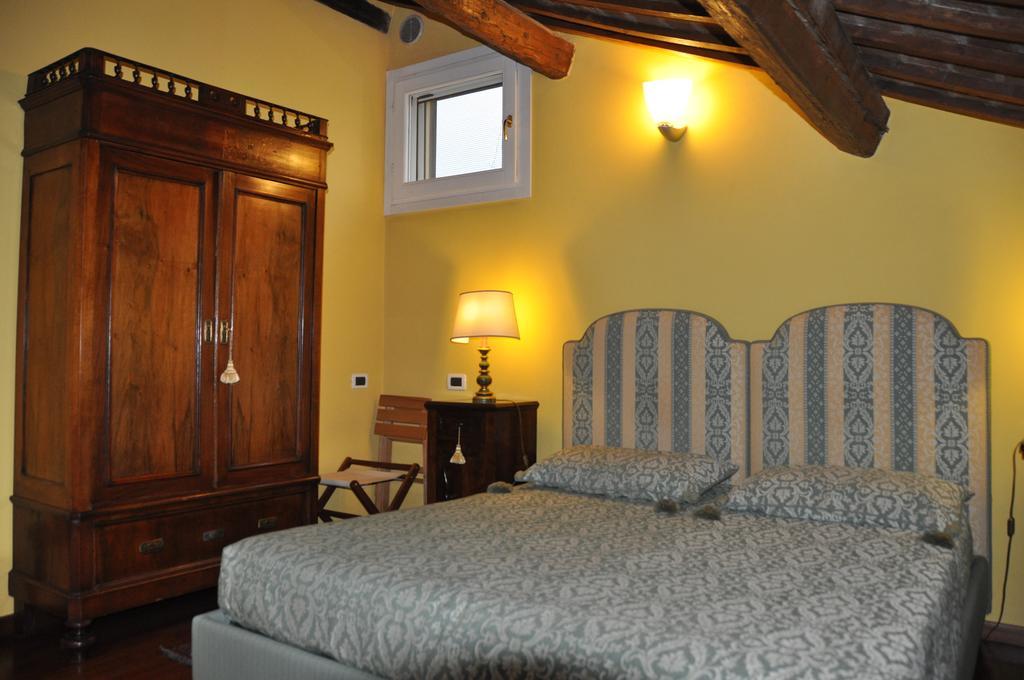 Piazza Nova Guest House Ferrara Phòng bức ảnh