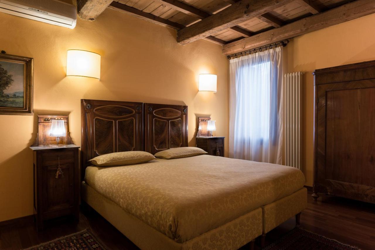 Piazza Nova Guest House Ferrara Ngoại thất bức ảnh