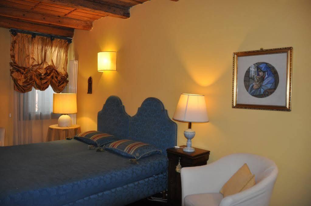 Piazza Nova Guest House Ferrara Ngoại thất bức ảnh